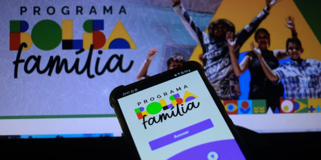 Mais de R$14 bilhões: Bolsa Família acaba de liberar NOVOS pagamentos e cai como presente a milhões