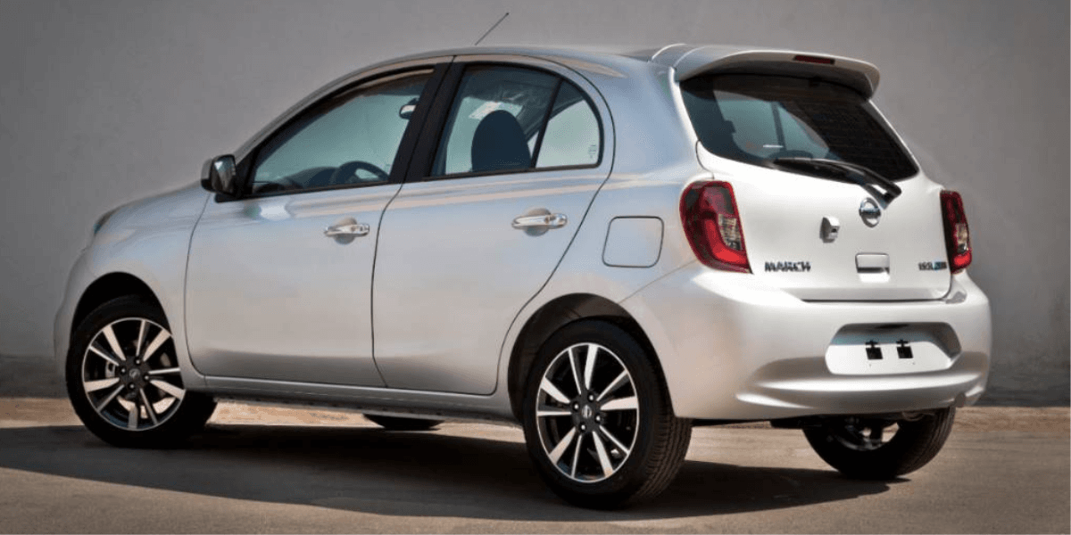 Nissan March (Reprodução/Internet) Nissan March (Reprodução/Internet)