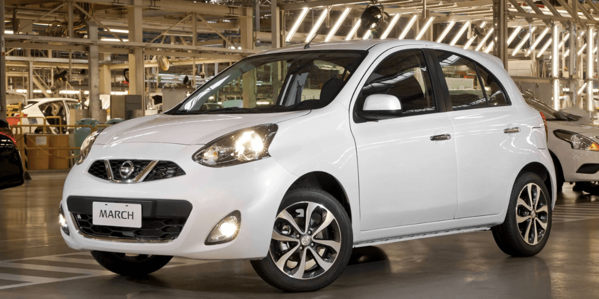 Nissan March (Reprodução/Internet) Nissan March (Reprodução/Internet)