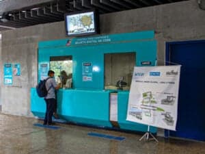 A implantação do cartão TOP marcaria o fim das bilheterias, algo que ainda não ocorreu - Metrô CPTM2 A implantação do cartão TOP marcaria o fim das bilheterias, algo que ainda não ocorreu - Metrô CPTM2