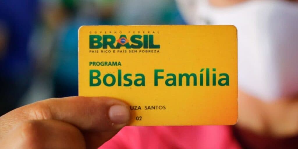 ALERTA urgente do Bolsa Família: Nova regra entra em vigor e impacta TODOS os beneficiários já em novembro