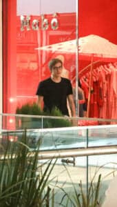 Joaquim Huck, filho de Angélica e Luciano Huck, foi visto em rara aparição em um Shopping - Foto Edson Douglas - AgNews Joaquim Huck, filho de Angélica e Luciano Huck, foi visto em rara aparição em um Shopping - Foto Edson Douglas - AgNews