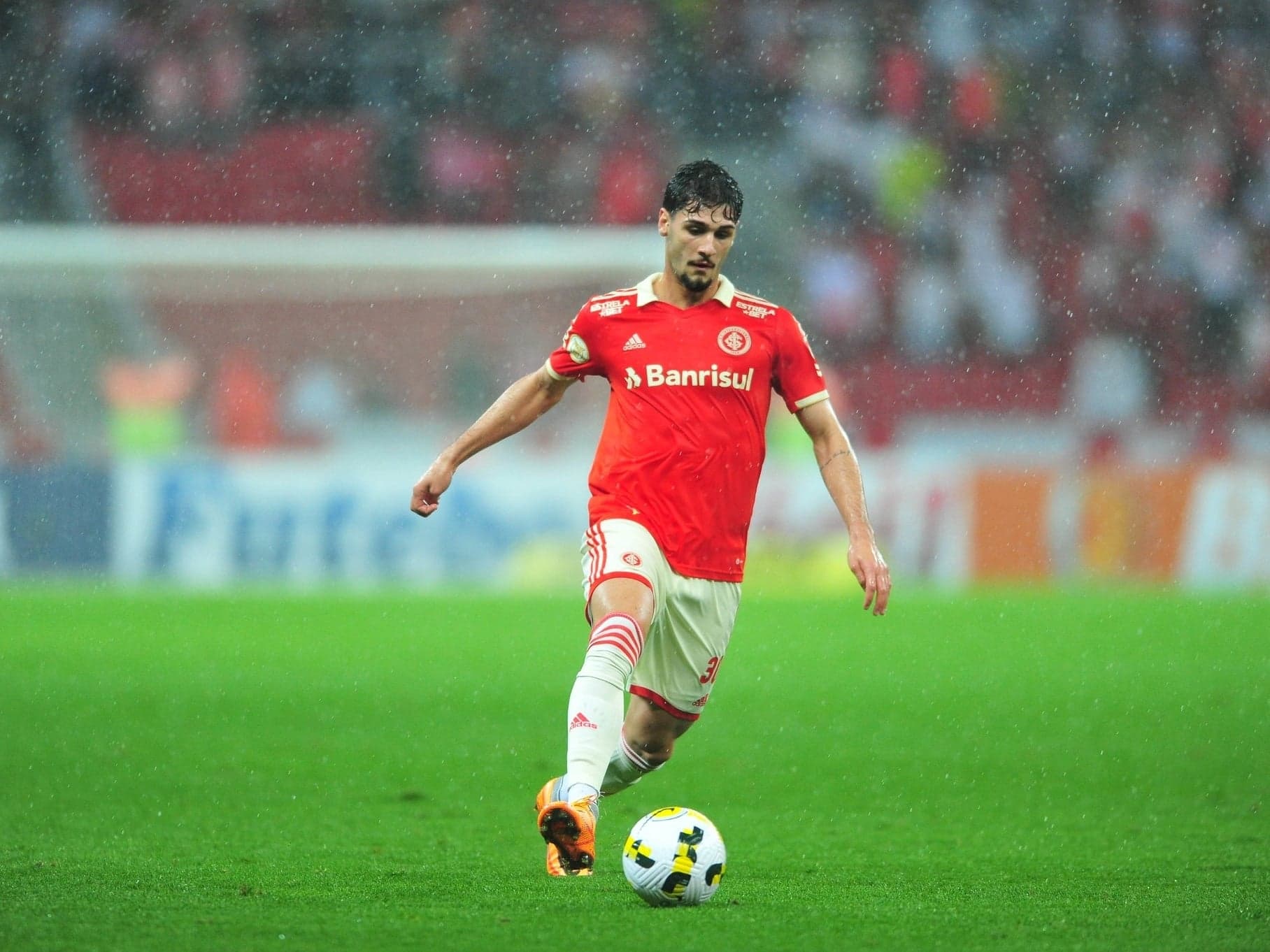 Johnny do Internacional, fecha contrato com time de fora e sai no fim de 2023 (Foto: Divulgação) Johnny do Internacional, fecha contrato com time de fora e sai no fim de 2023 (Foto: Divulgação)