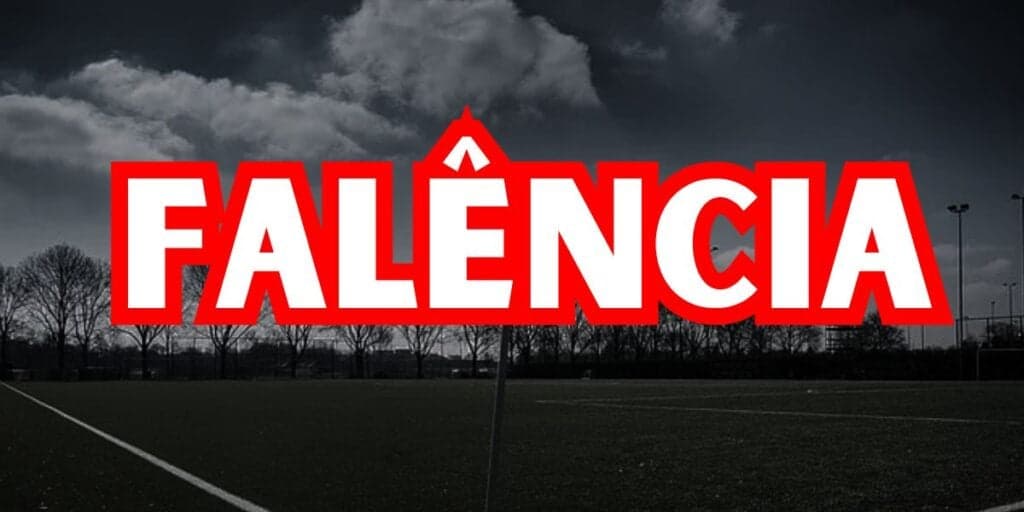 Falência, divída milionária e SAF no buraco: 3 clubes gigantes do futebol respiram por aparelhos e 1 já morreu