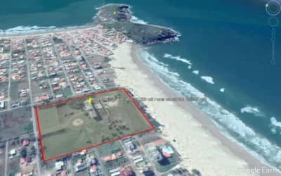 Hotel de luxo construído em praia de Santa Catarina - Foto Schmitz Leiloeiros Oficiais - Divulgação Hotel de luxo construído em praia de Santa Catarina - Foto Schmitz Leiloeiros Oficiais - Divulgação