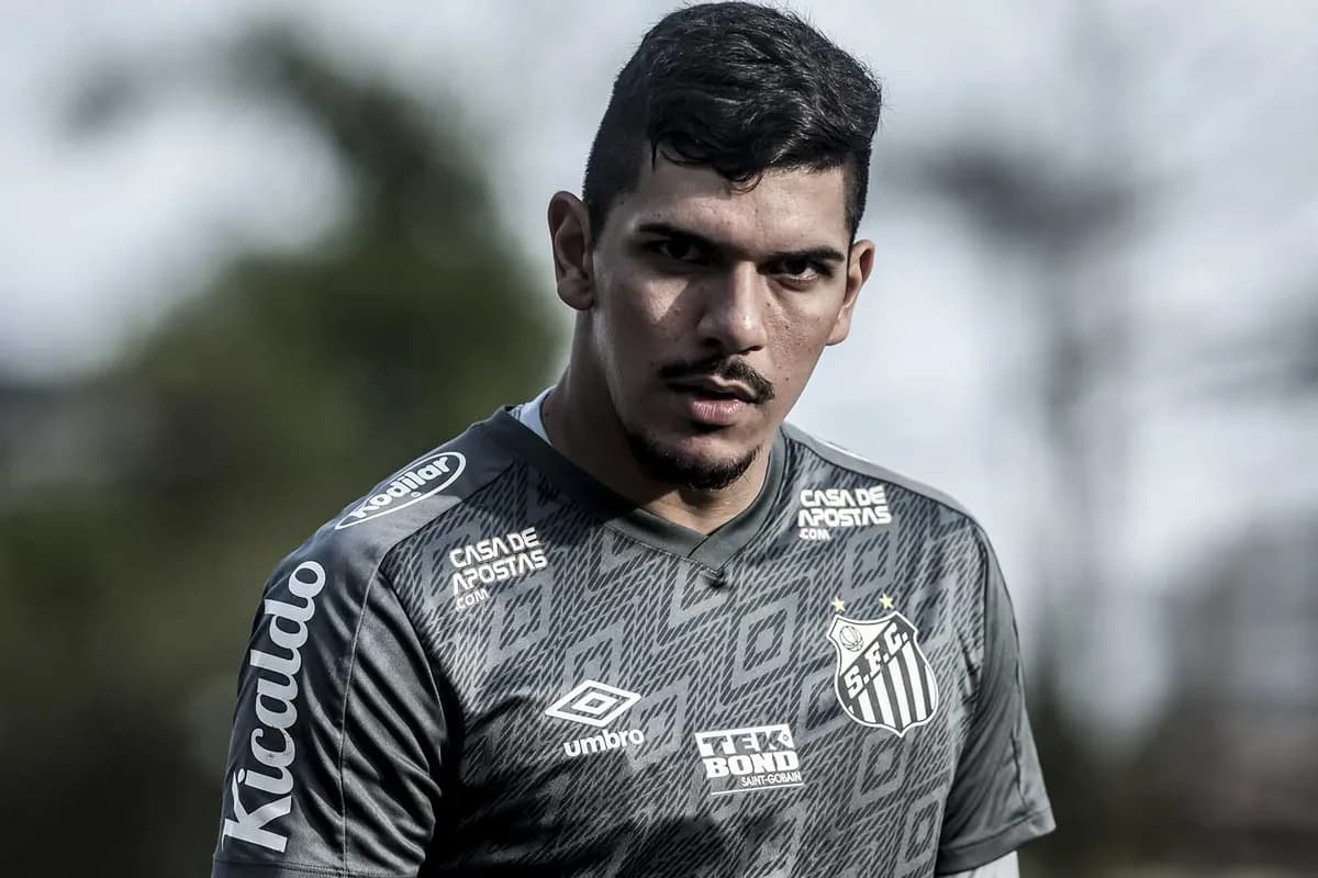 João Paulo do Santos pode ser a próxima contratação do Botafogo - Foto Internet João Paulo do Santos pode ser a próxima contratação do Botafogo - Foto Internet