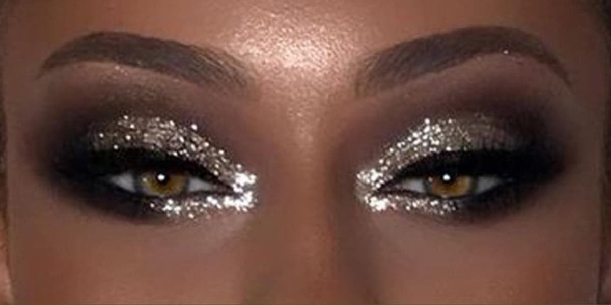 Maquiagem com glitter (Foto: Reprodução/ Internet) Maquiagem com glitter (Foto: Reprodução/ Internet)