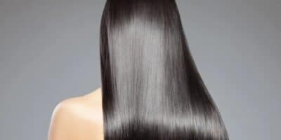 Deixe seu cabelo totalmente liso em casa com uma receita incrível (Foto: Reprodução/ Internet) Deixe seu cabelo totalmente liso em casa com uma receita incrível (Foto: Reprodução/ Internet)