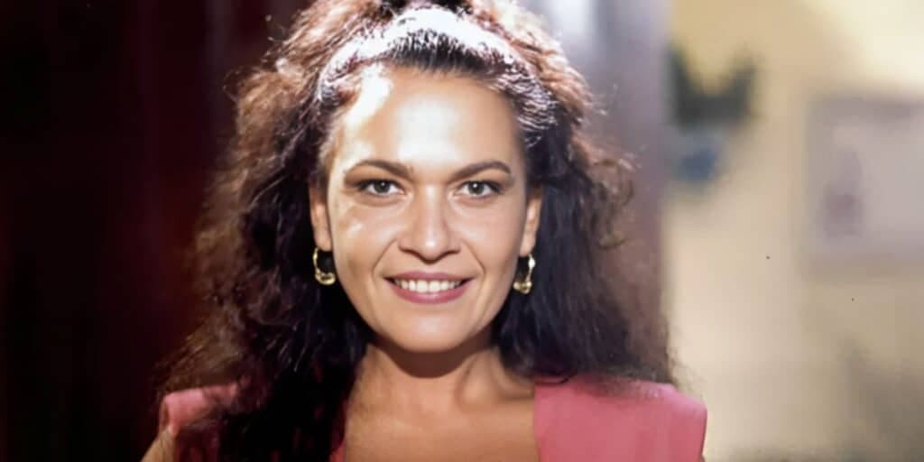 Morena, interpretada por Regina Dourado, em Renascer (Foto: Reprodução / Globo) Morena, interpretada por Regina Dourado, em Renascer (Foto: Reprodução / Globo)