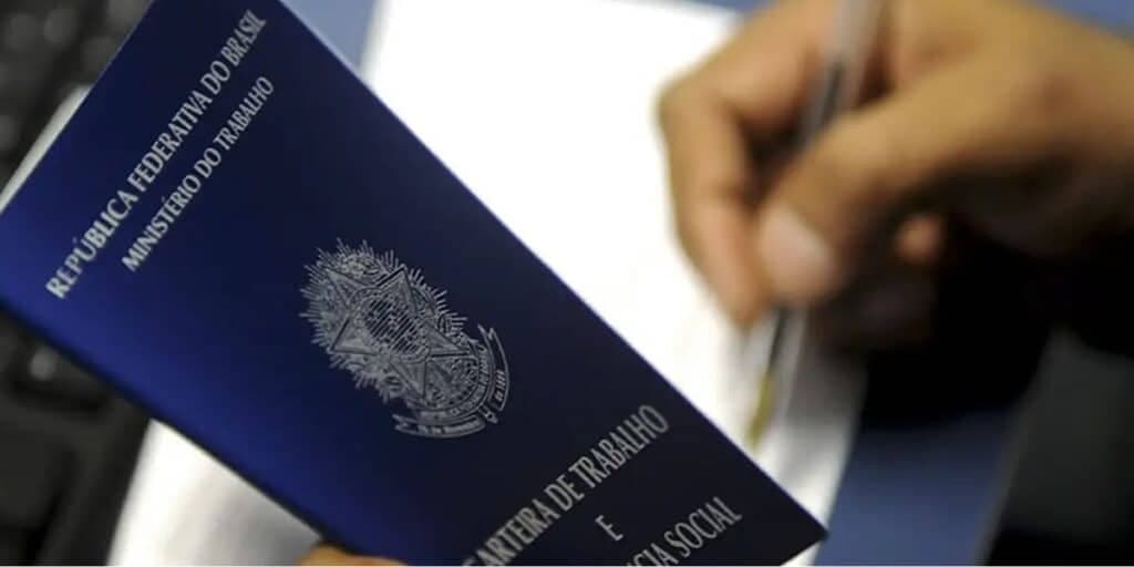 Martelo batido tem liberação, valor e lei: 14º salário tem verdade oficialmente EXPOSTA em 2024