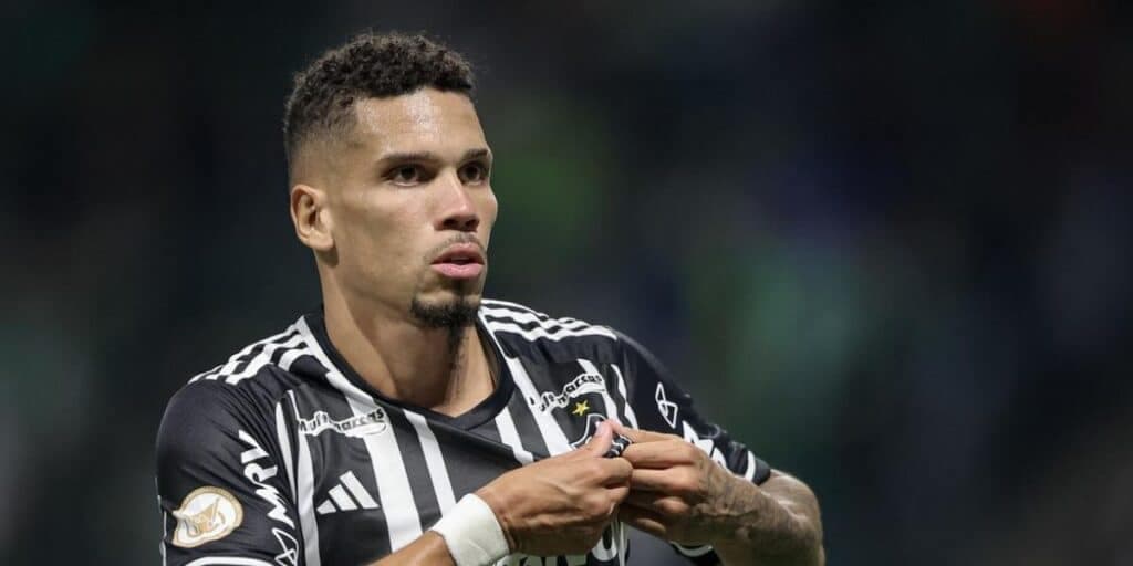 R$60 milhões, nem Menin consegue segurar: Atlético Mineiro decide a venda de Paulinho após 1 ano espetacular