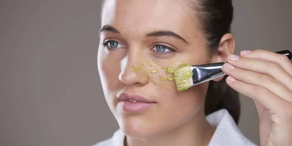 Revivescimento de 20 anos sem nada de plástica: Misturinha com apenas 4 ingredientes deixa até o botox inútil