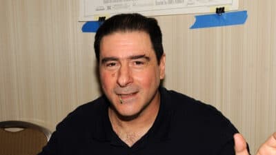 Tony Ganios - Foto Internet Tony Ganios - Foto Internet