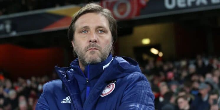 Pedro Martins, técnico do Olympiacos, foi entrevistado pelo São Paulo — Foto: Getty Images Pedro Martins, técnico do Olympiacos, foi entrevistado pelo São Paulo — Foto: Getty Images