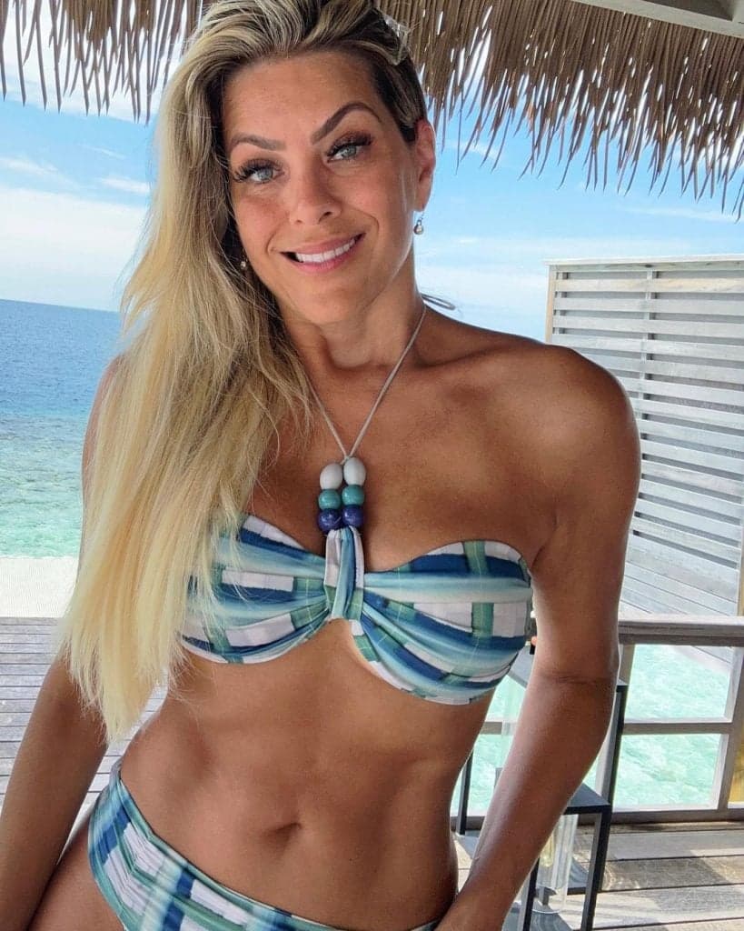 Renata Fan posa de biquíni nas Maldivas - Foto Instagram Renata Fan posa de biquíni nas Maldivas - Foto Instagram