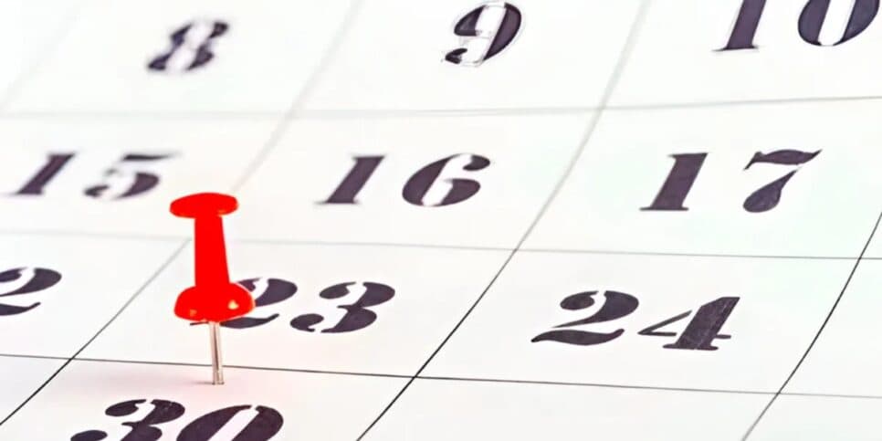 Feriadão de 4 dias chega a CLTs (Reprodução: Internet) Feriadão de 4 dias chega a CLTs (Reprodução: Internet)