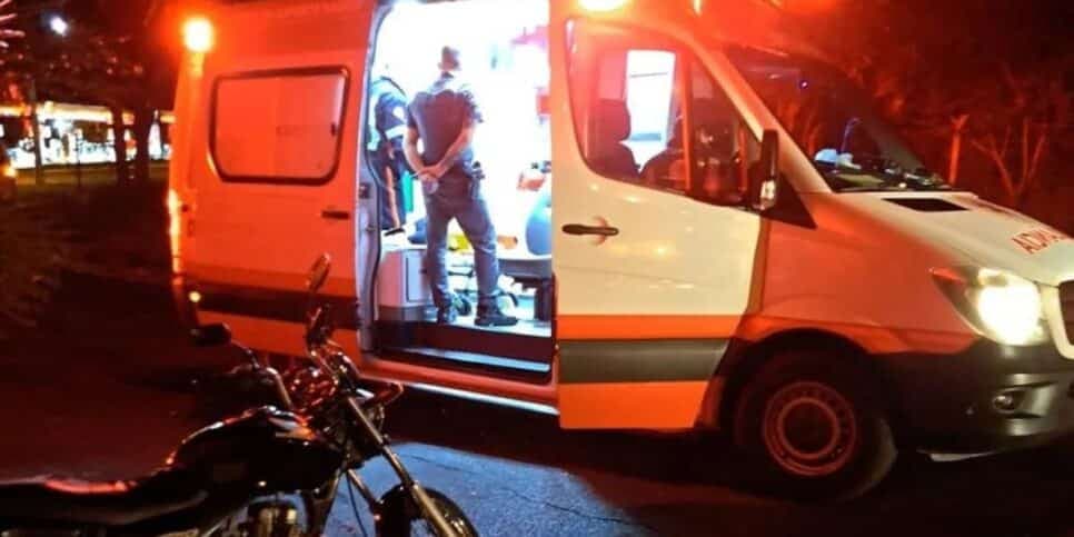 SAMU prestando socorros em acidente - Foto Reprodução Internet SAMU prestando socorros em acidente - Foto Reprodução Internet