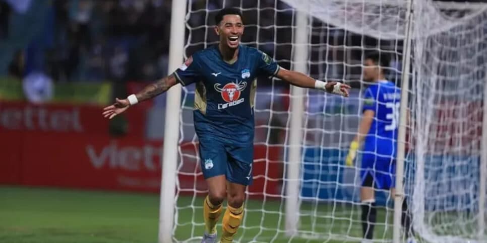 O jogador de 27 anos jogava no Vietnã desde 2022 (Foto: Divulgação) O jogador de 27 anos jogava no Vietnã desde 2022 (Foto: Divulgação)