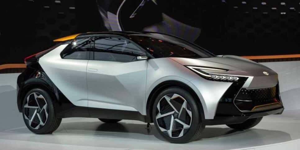 Toyota já conta com alguns modelos elétricos no mercado (Reprodução: Toyota/Divulgação) Toyota já conta com alguns modelos elétricos no mercado (Reprodução: Toyota/Divulgação)