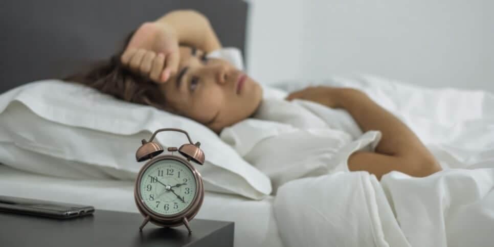 Acabe com a insônia com esse chá que te faz adormecer em 30 minutos (Foto: Reprodução/ Internet) Acabe com a insônia com esse chá que te faz adormecer em 30 minutos (Foto: Reprodução/ Internet)