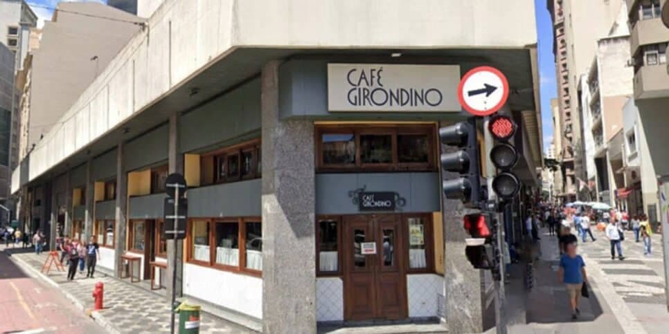 Café Girondino fecha as portas de vez, chocando a todos - Foto Reprodução Internet Café Girondino fecha as portas de vez, chocando a todos - Foto Reprodução Internet