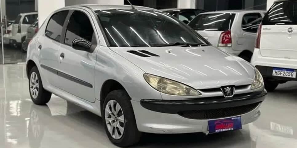 Peugeot 206 1.4 (2010) (Foto: Reprodução - Carrosnaweb) Peugeot 206 1.4 (2010) (Foto: Reprodução - Carrosnaweb)