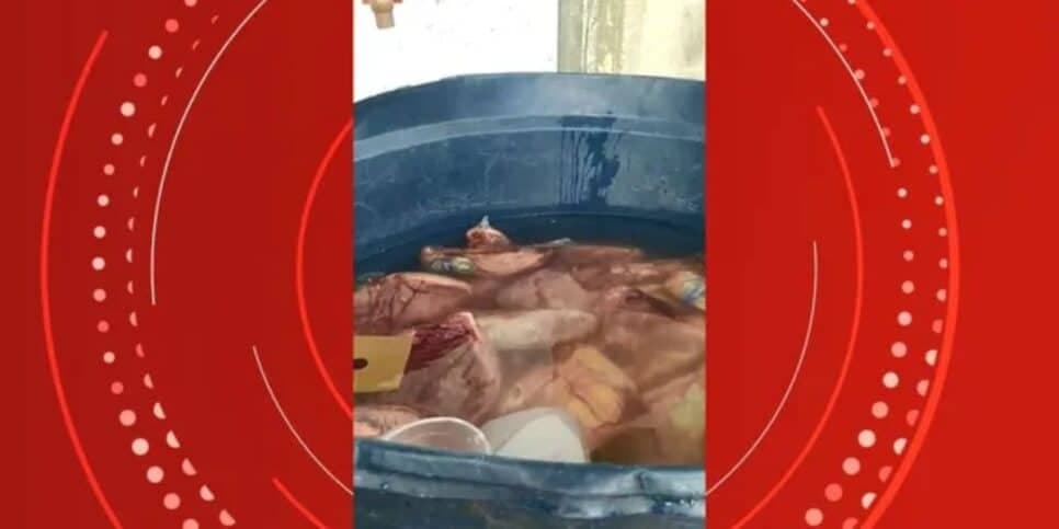 Açougue de supermercado do ES é interditado pela Anvisa (Foto: Reprodução/TV Gazeta) Açougue de supermercado do ES é interditado pela Anvisa (Foto: Reprodução/TV Gazeta)