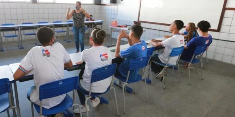 Governo da Bahia anuncia pagamentos dos valores dos precatórios Fundef nesta terça-feira — Foto: Fernando Vivas/GOV BA
Governo da Bahia anuncia pagamentos dos valores dos precatórios Fundef nesta terça-feira — Foto: Fernando Vivas/GOV BA