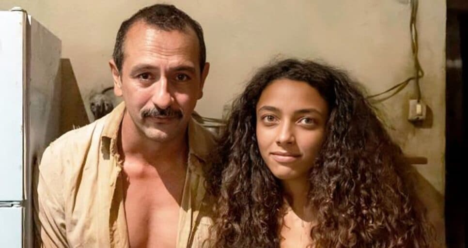 Irandhir Santos e Alice Carvalho, ambos no ar em Renascer, chutaram a porta do armário na vida pessoal (Foto: Reprodução/ Divulgação/ Globo) Irandhir Santos e Alice Carvalho, ambos no ar em Renascer, chutaram a porta do armário na vida pessoal (Foto: Reprodução/ Divulgação/ Globo)