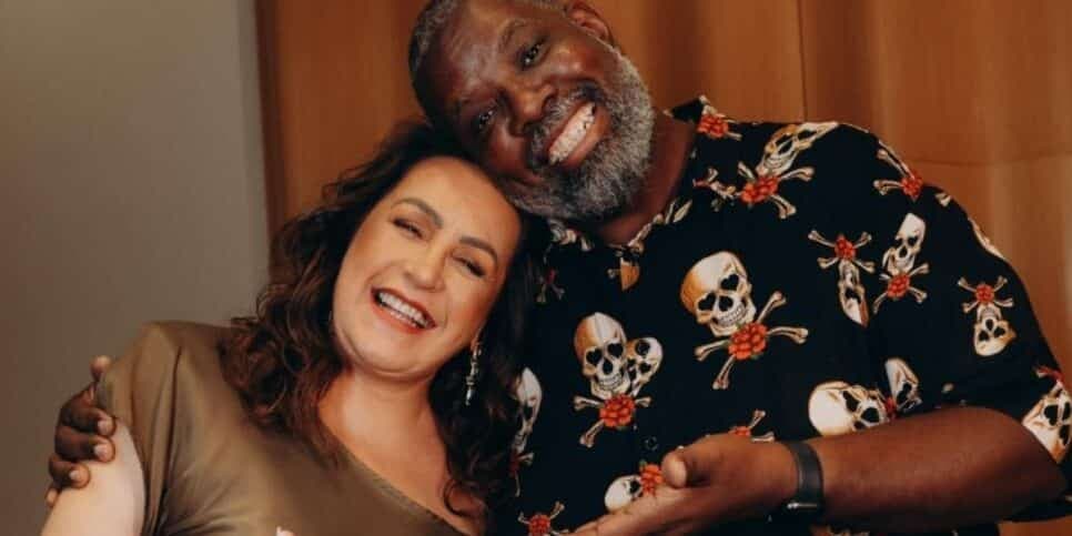 Gina Garcia e Péricles celebram sucesso de “Dá pra ser Feliz” com mais de 1 milhão de views no YouTube