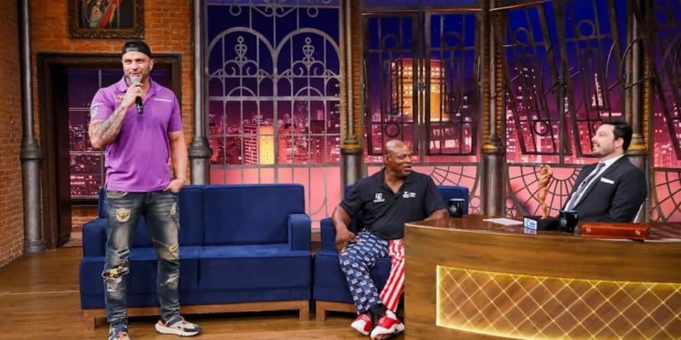 Ronnie Coleman, o maior fisiculturista de todos os tempos, estará no The Noite nesta quinta-feira (22)