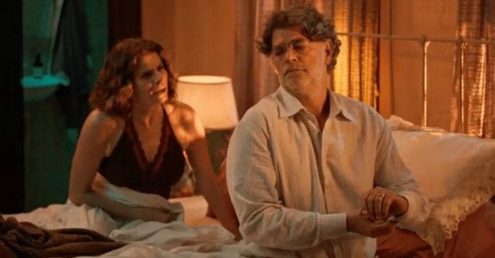 Ariosto e Deodora, vilões da trama, selam pacto com Blandina (Foto: Reprodução/ TV Globo) Ariosto e Deodora, vilões da trama, selam pacto com Blandina (Foto: Reprodução/ TV Globo)