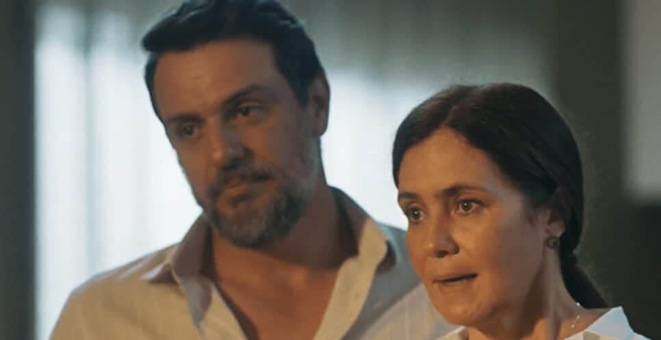 Molina e Mércia terão desdobramentos no capítulo de hoje de Mania de Você (Foto: Reprodução/ Globo) Molina e Mércia terão desdobramentos no capítulo de hoje de Mania de Você (Foto: Reprodução/ Globo)