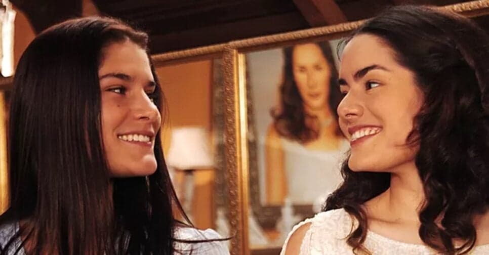 Luna e Serena em Alma Gêmea (Foto: Reprodução/ Divulgação, TV Globo) Luna e Serena em Alma Gêmea (Foto: Reprodução/ Divulgação, TV Globo)