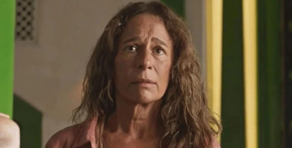 Zefa Leonel recebe sugestão de advogada para pagar dívida a Ariosto (Foto: Reprodução/ TV Globo) Zefa Leonel recebe sugestão de advogada para pagar dívida a Ariosto (Foto: Reprodução/ TV Globo)