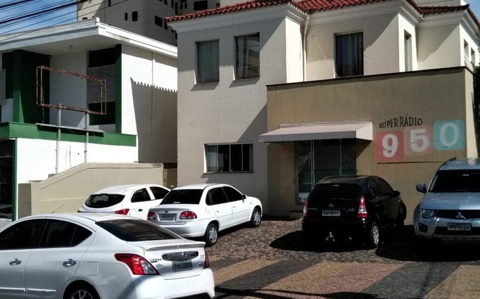 Rádio Clube Vera Cruz Ltda., mas conhecida como Rádio 950 - Foto Internet Rádio Clube Vera Cruz Ltda., mas conhecida como Rádio 950 - Foto Internet