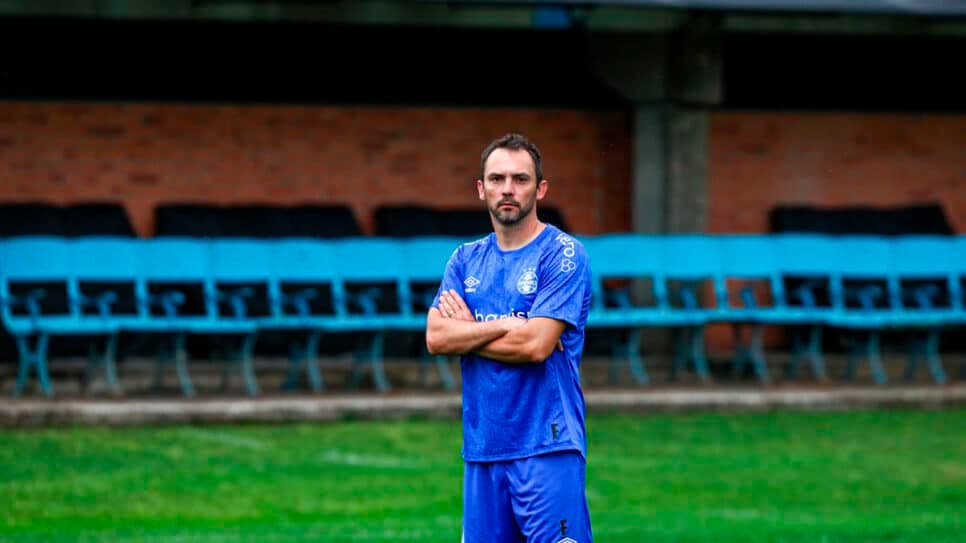Fernando Garcia é anunciado como novo técnico da categoria Sub-17 da Base do Grêmio (Foto: Reprodução - Grêmio FC) Fernando Garcia é anunciado como novo técnico da categoria Sub-17 da Base do Grêmio (Foto: Reprodução - Grêmio FC)