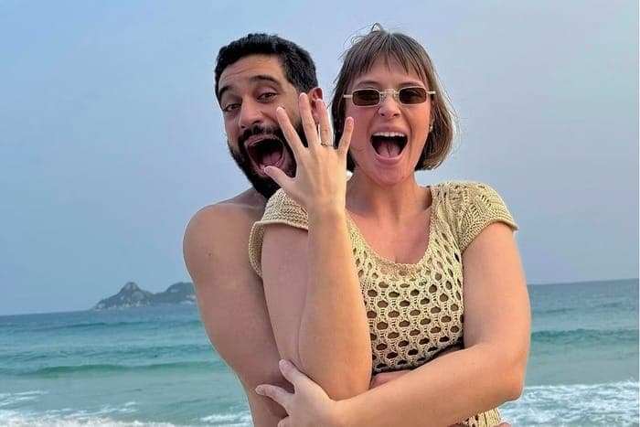 Miguel e Fran estão noivos (Foto: Reprodução) Miguel e Fran estão noivos (Foto: Reprodução)