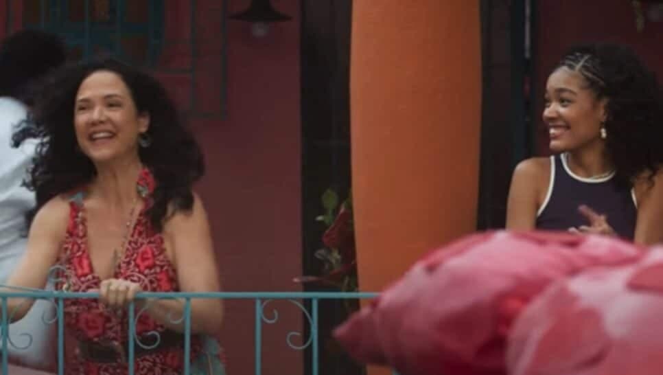 Doralice e Tati na novela das 7 (Foto: Reprodução/ TV Globo) Doralice e Tati na novela das 7 (Foto: Reprodução/ TV Globo)