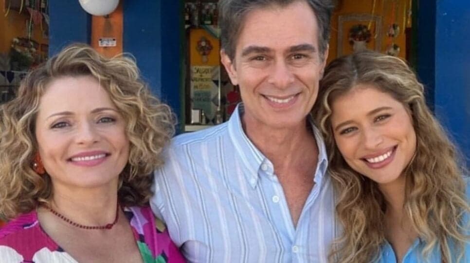 Rita Guedes e João Vitti vivem pais de Roxelle (Isadora Cruz) em Volta Por Cima (Foto: Reprodução/ Instagram) Rita Guedes e João Vitti vivem pais de Roxelle (Isadora Cruz) em Volta Por Cima (Foto: Reprodução/ Instagram)