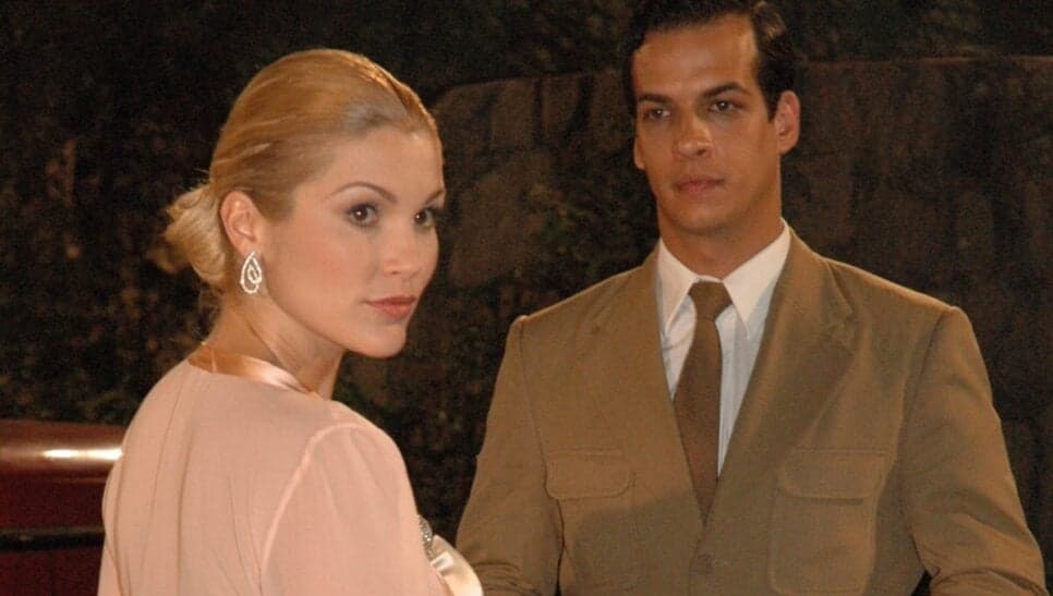 Ivan aceita plano de Cristina de sequestrar Serena (Foto: Reprodução/ Globo) Ivan aceita plano de Cristina de sequestrar Serena (Foto: Reprodução/ Globo)
