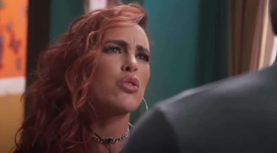 Úrsula fica furiosa com revelação feita por Macário e ele a alerta (Foto: Reprodução/ SBT) Úrsula fica furiosa com revelação feita por Macário e ele a alerta (Foto: Reprodução/ SBT)