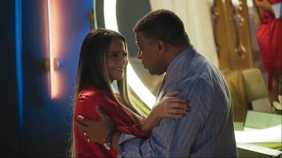 Rosana (Viviane Araújo) e Edson (Aílton Graça) - (Foto: Reprodução/ TV Globo) Rosana (Viviane Araújo) e Edson (Aílton Graça) - (Foto: Reprodução/ TV Globo)