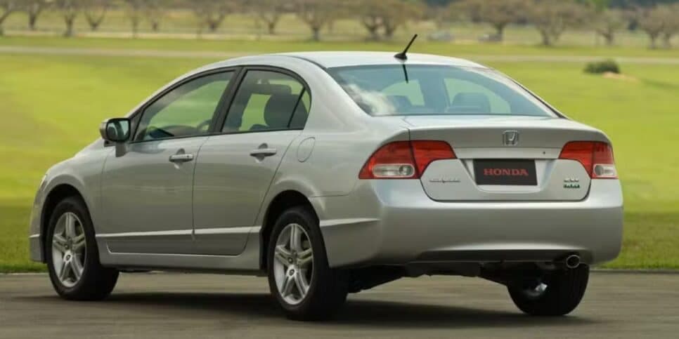 Honda Civic 1.8 LXL 2011 (Foto: Divulgação) Honda Civic 1.8 LXL 2011 (Foto: Divulgação)