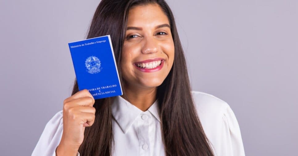 Novo benefício e jornada reduzida: CLTs em festa com 2 viradas (Foto: Reprodução/ Internet) Novo benefício e jornada reduzida: CLTs em festa com 2 viradas (Foto: Reprodução/ Internet)