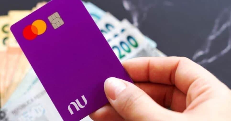 Nubank emite comunicado a clientes com cartão de crédito e libera aumento do limite em 5 passos antes do Natal