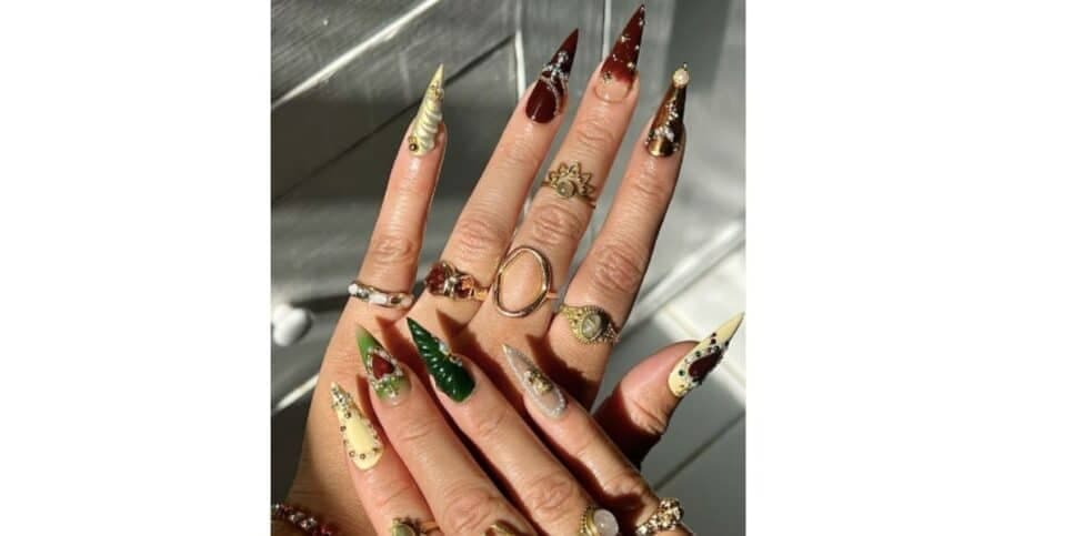 Unhas com técnica maximalismo (Foto: Pinterest) Unhas com técnica maximalismo (Foto: Pinterest)