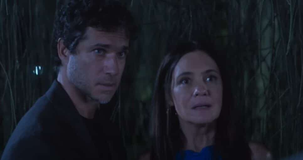 Volney e Mércia flagrados por Mavi (Foto: Reprodução/ TV Globo) Volney e Mércia flagrados por Mavi (Foto: Reprodução/ TV Globo)