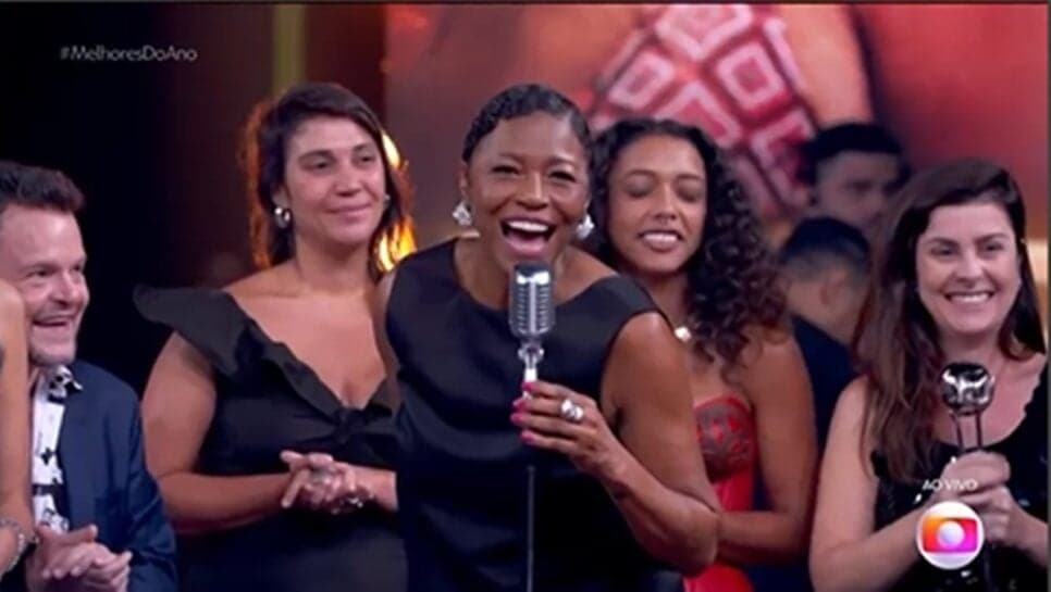 Atriz da novela reconhecida com prêmio enaltece religiões de matriz africana (Foto: Reprodução/ Globo) Atriz da novela reconhecida com prêmio enaltece religiões de matriz africana (Foto: Reprodução/ Globo)