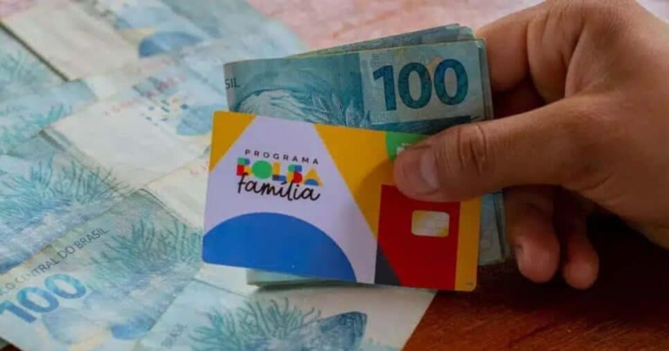 Adeus, só R$ 600: 2 passos para aumentar o valor do Bolsa Família e chegar a quase R$ 1 mil em 2025